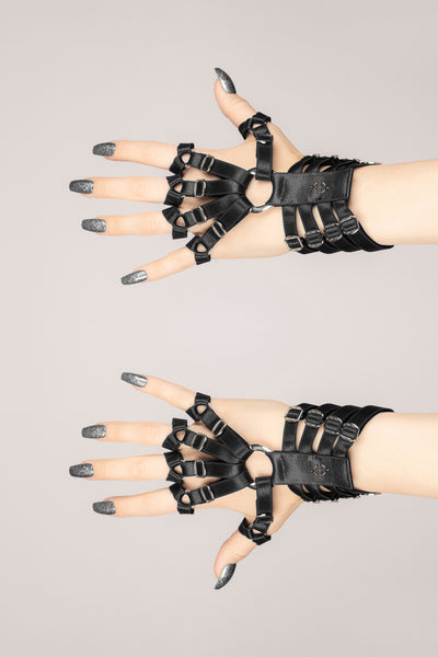 Skeleton Hand Harness - (Black)