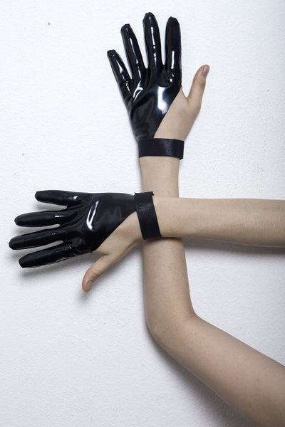 TALONthumblessgloves
